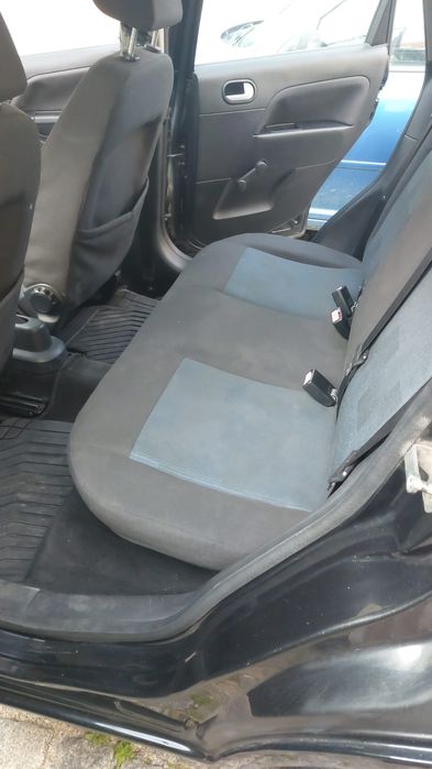 Vendo carro Fiesta