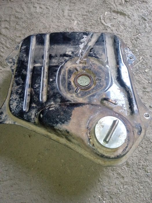 Продам бензобак на honda dio 34 і масляний бак