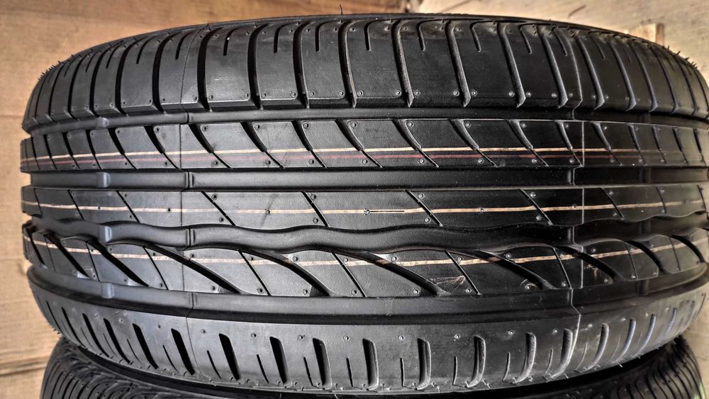 Шини 205/55R17.  Bridgestone. 8мм. 95%
