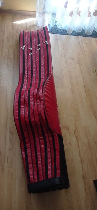 Milo Pokrowiec REDVOLUTION SAVIO RED 1,6m 4-komory