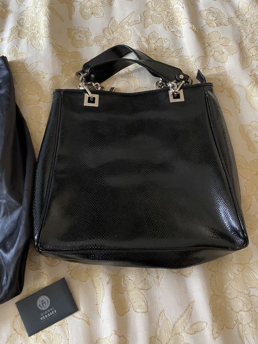 чорна лакована сумка Versace, торг