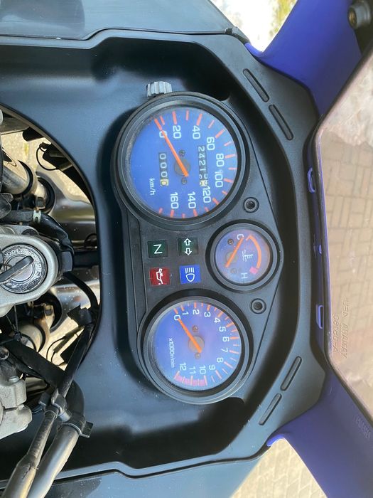 Yamaha tdr 125 ,super stan (varadero , terra)