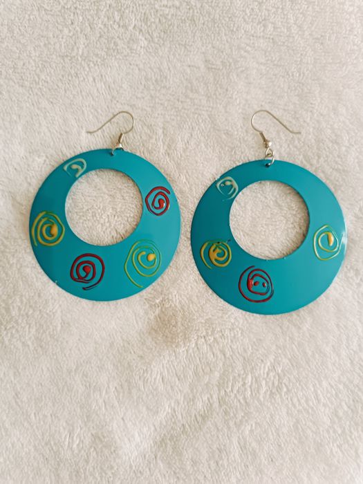 Brincos de várias marcas