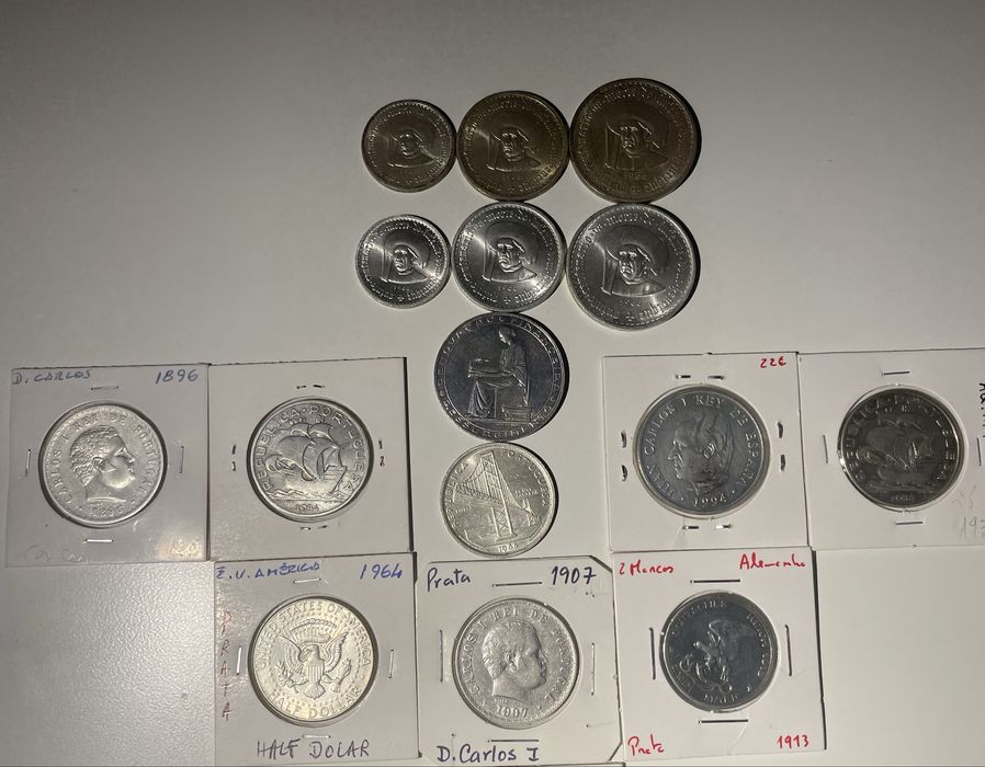 Moedas de prata variadas