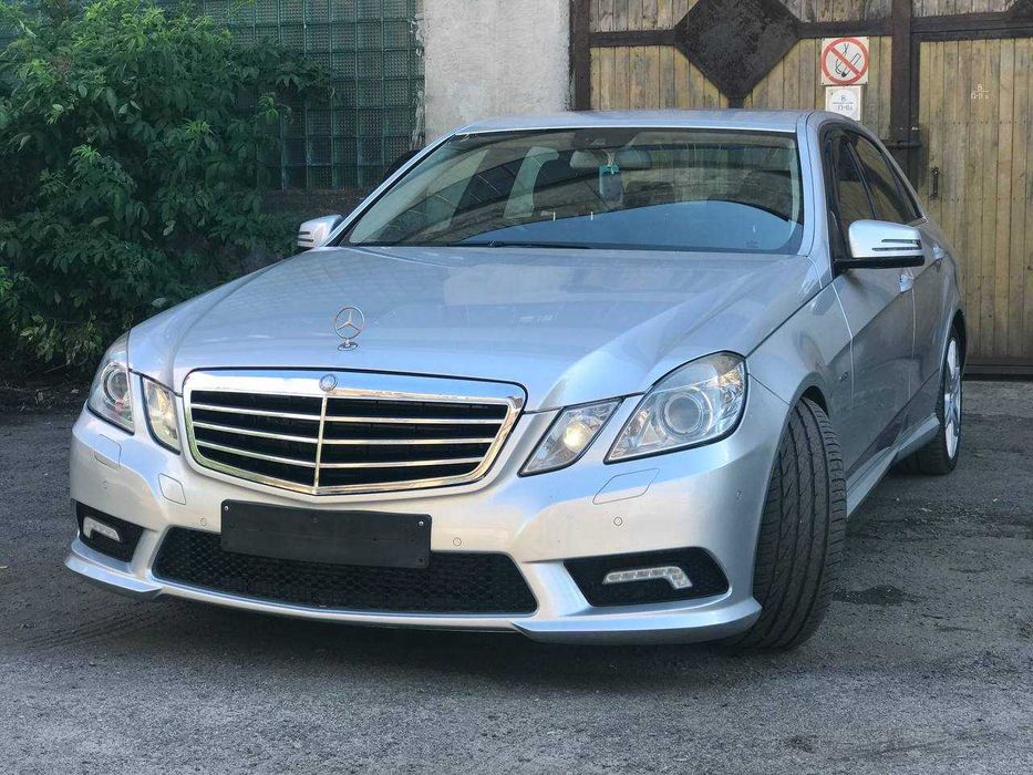 Двері сірі колір Мерседес W212 колір С775 Лівів Праві Розборка