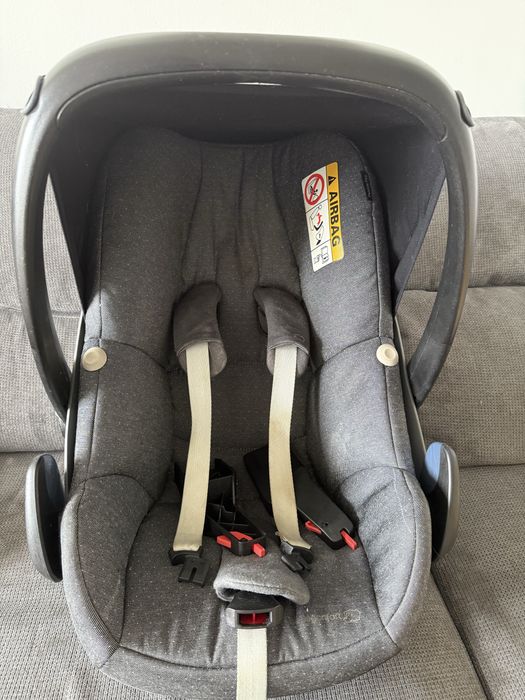 Ovo bebeconfort pebble plus + isofix bebeconfort + adapatador Quinny