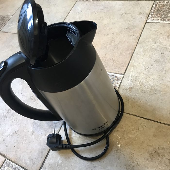 електрочайник BOSCH TWK3P420