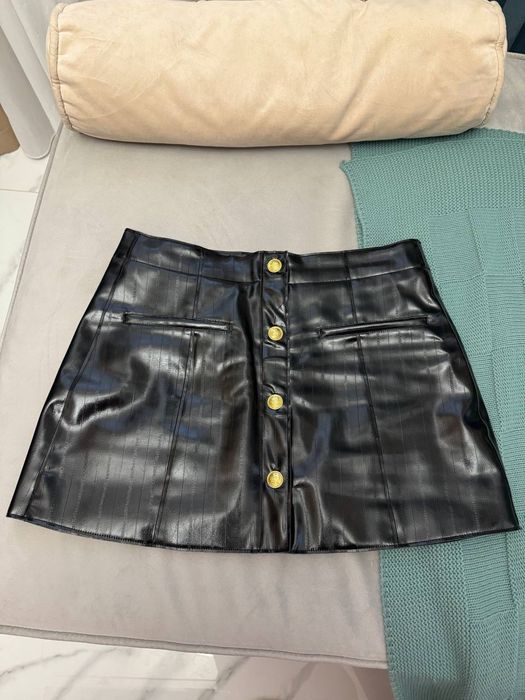 Продам брендові спідниці