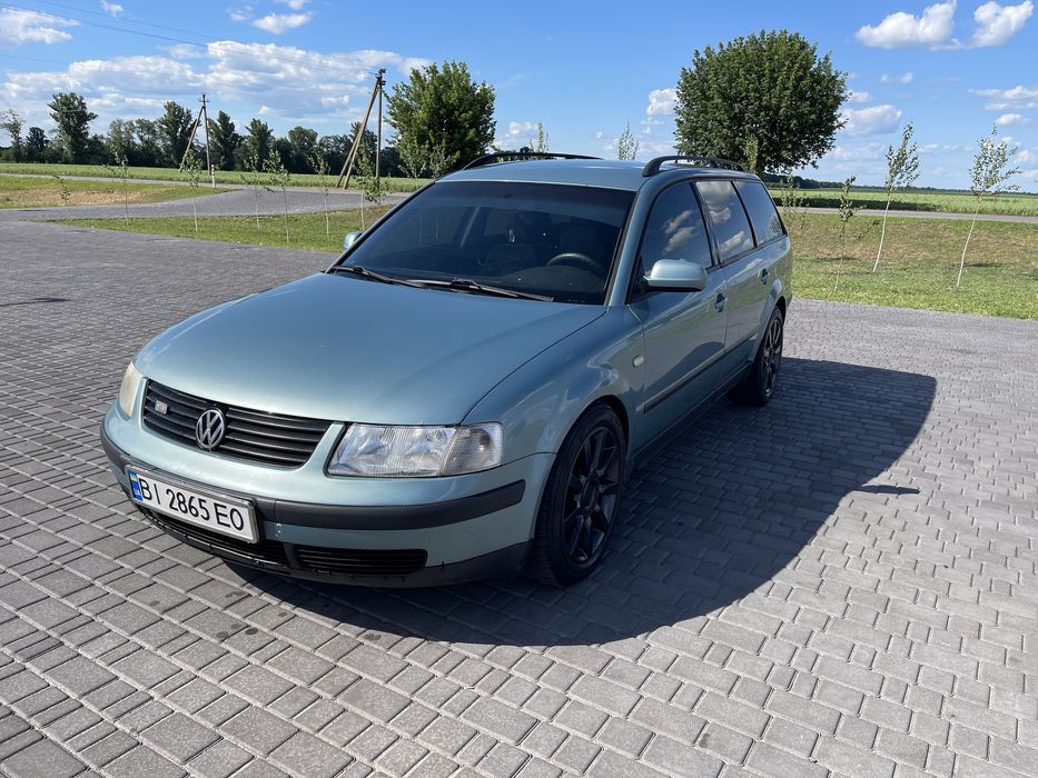 Volkswagen Passat VR5 2.3 MT (150 к.с.)