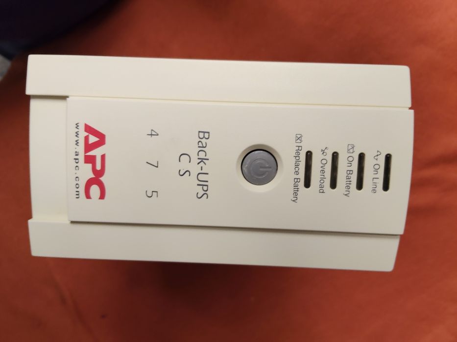 Zasilacz awaryjny (UPS) APC Back-UPS CS 475.