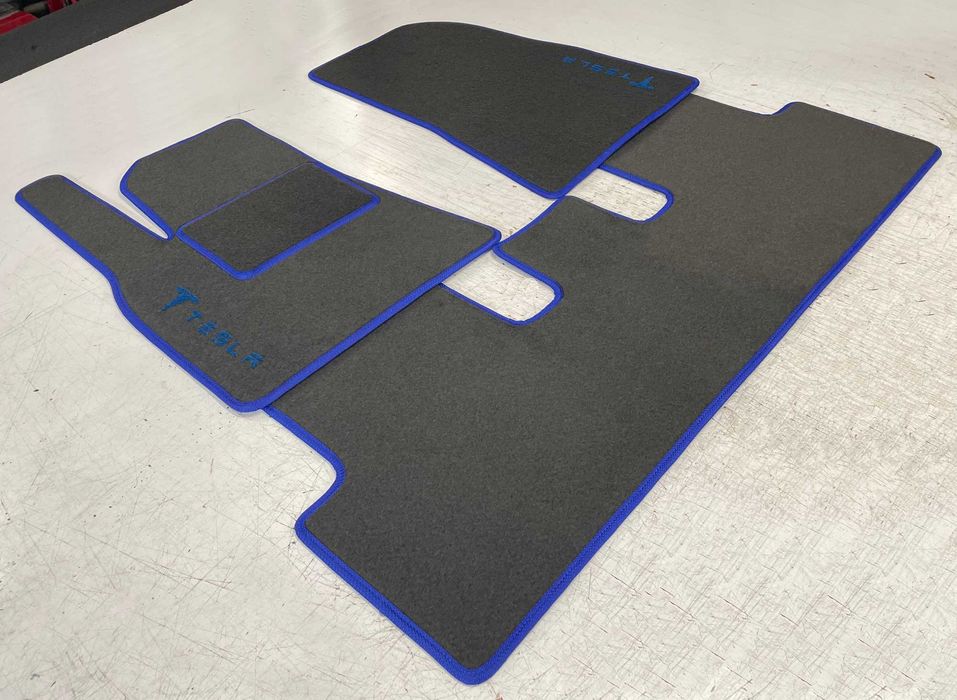 Автоковрики для Tesla Model 3. Коврики в салон для Тесла 3