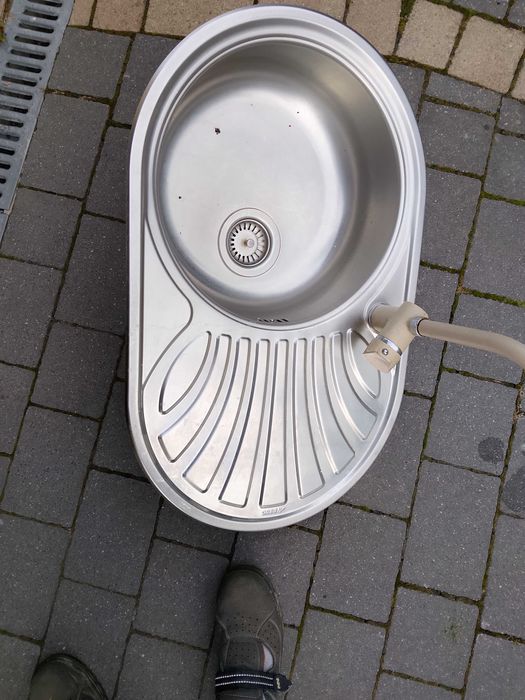 zlewozmywak z baterią