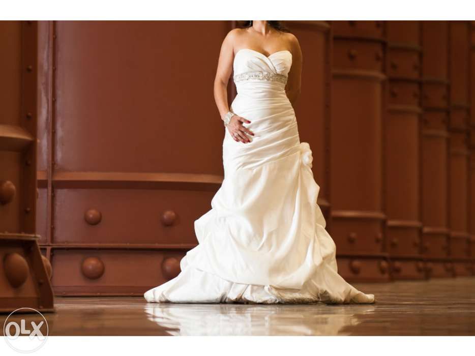 Vestido de noiva e mantilha