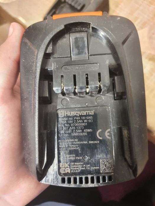 Продам акумулятори хушварні 2.5 і 4а і 10.8 в