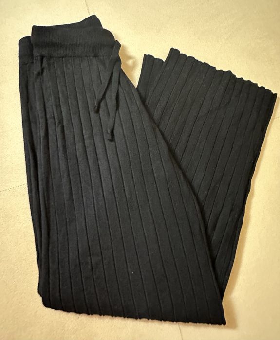 Костюм Stradivarius  xs