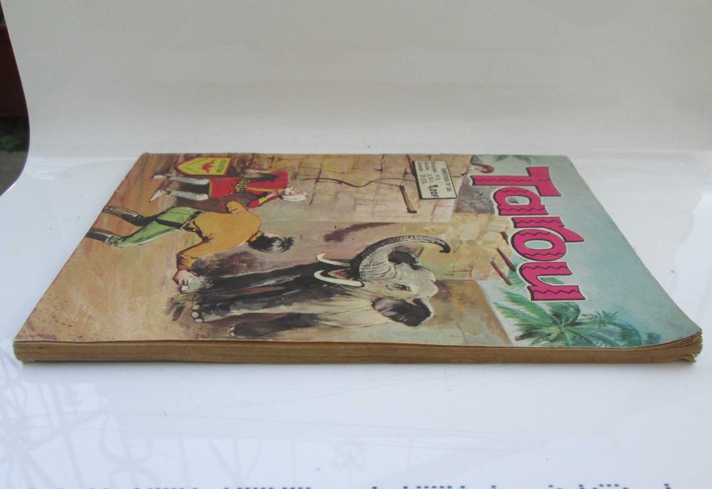 Livro BD Tarou le fils de la jungle 1977 (Raro)