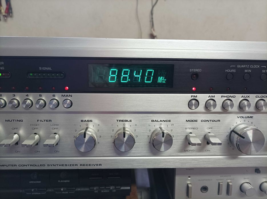 Amplituner DUAL CR 1780