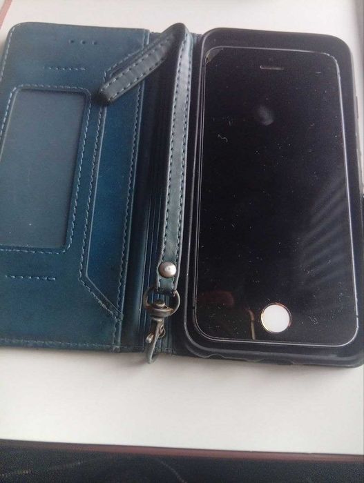 Смартфон iPhone 6S