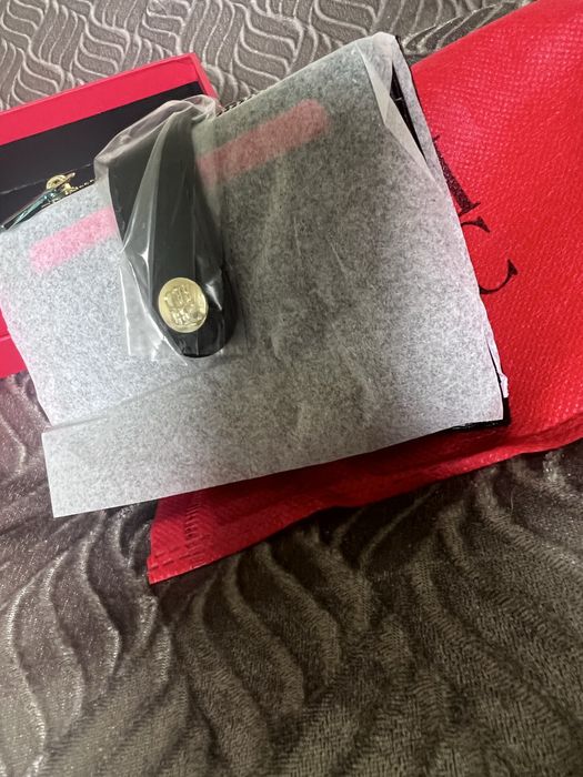 Carteira Carolina Herrera