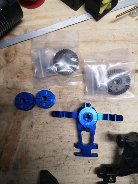 Traxxas summit brushless max 8 combo