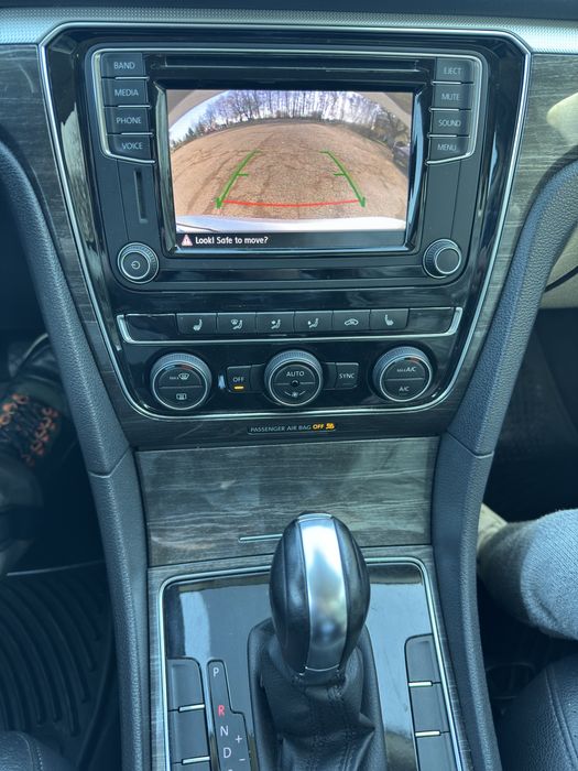 Volkswagen Passat B7 NMS 1.8TSI 2015 року