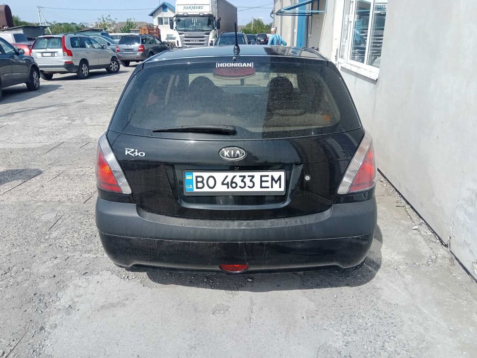 Продам Kia Rio 1,4 газ/бензин