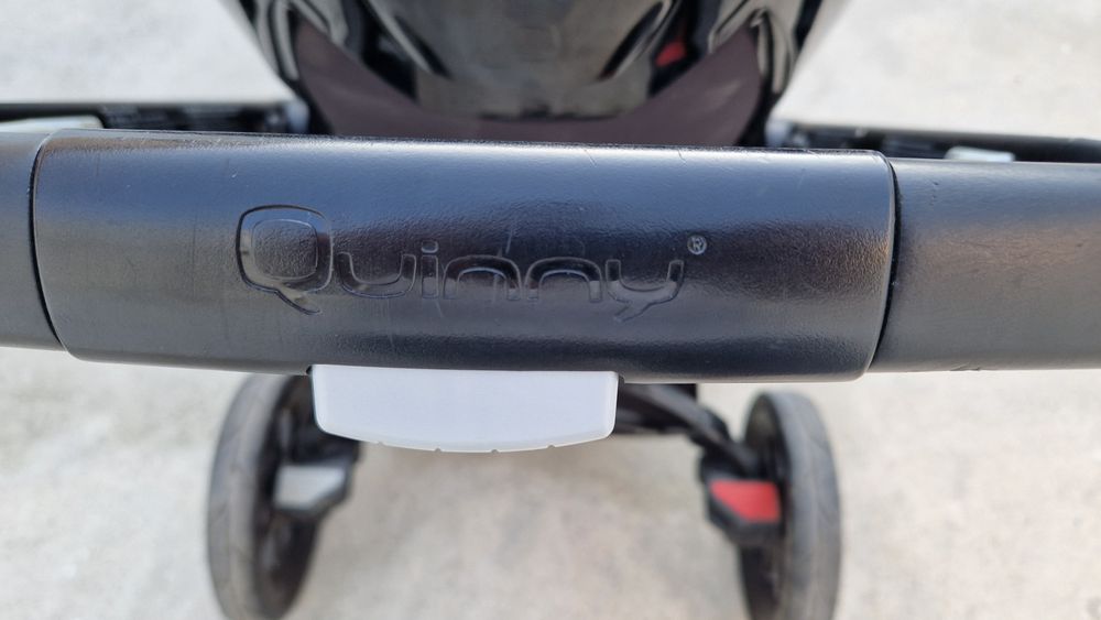 Carrinho bebé quinny