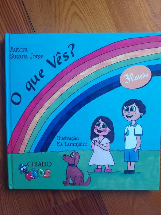 Livro infantil de capa rija como novo " O que vês?"