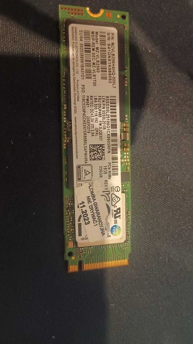 Vendo disco NVME 256GB Samsung