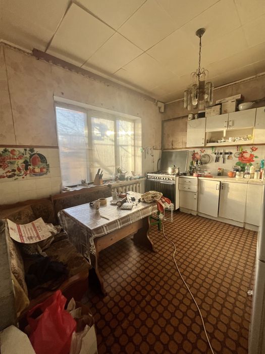 Продается добротный дом в отличном районе