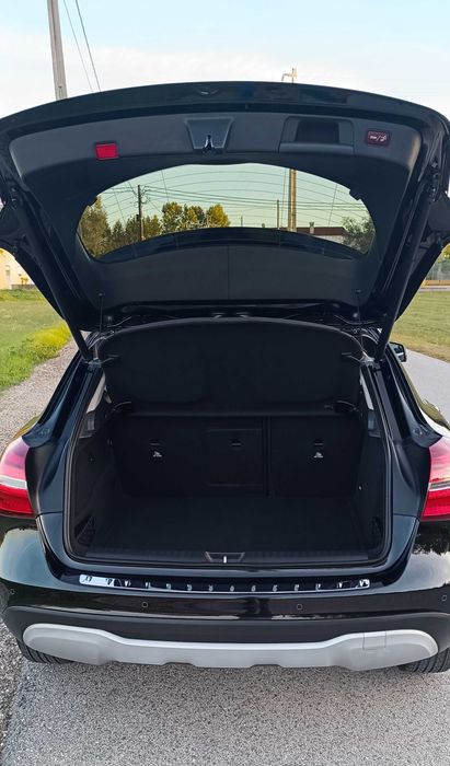 Mercedes GLA 180d Urban- Excelente estado