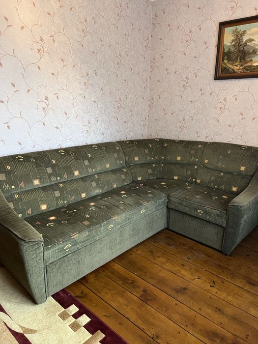 Диван кутовий розмір 2,5 *1,7 м