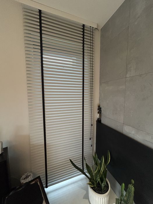 Żeluzje panel metalowy w b.dobrym stanie