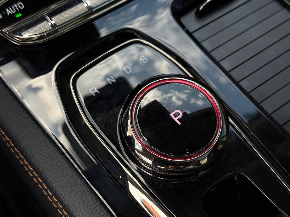 Продам авто електромобіль Skywell ET5 72 кВт