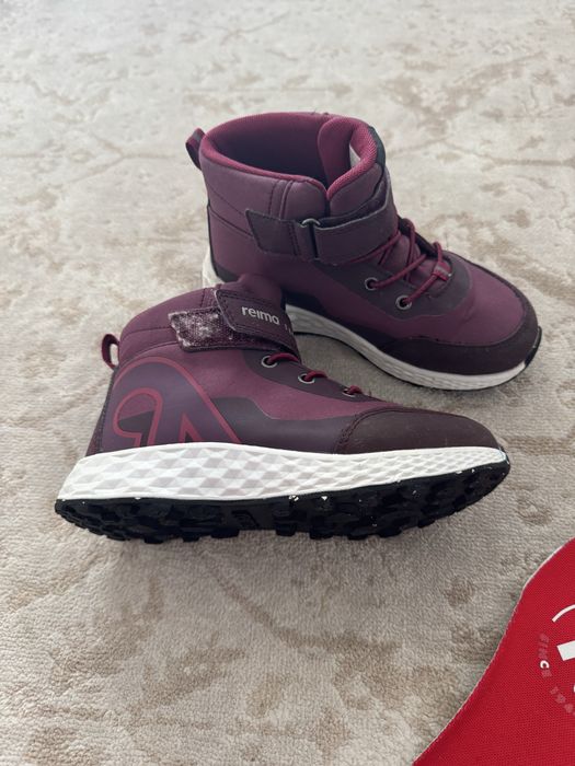 Продам ботинки Reima
