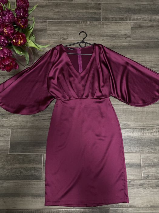 Сукня з неймовірними рукавами