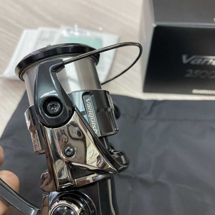 Shimano Vanquish 19 2500HGS. Стан 5+.