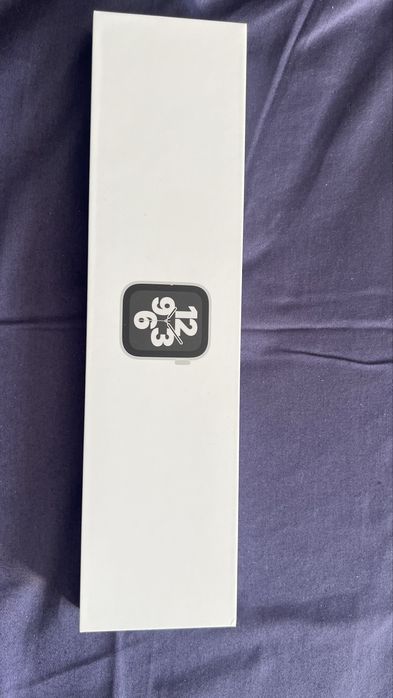 Продам Apple Watch SE2 40 mm