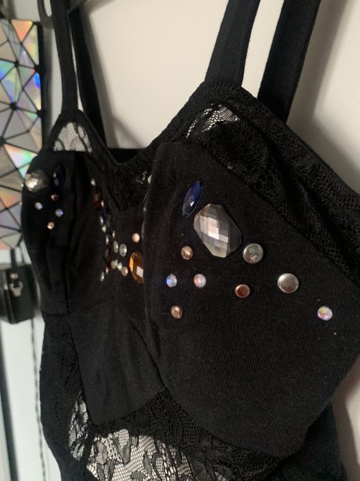 Czarny zdobiony bralette