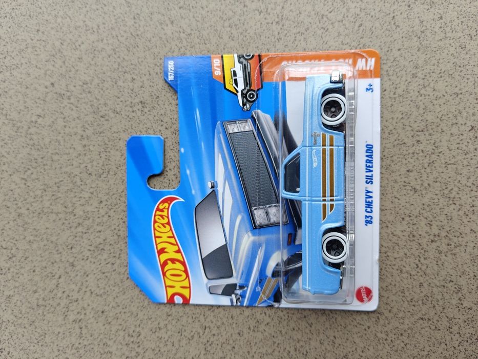 Hot Wheels - '83 Chevy Silverado