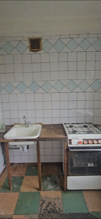 Продаж 3 -кімнатної квартири на Бабурці
