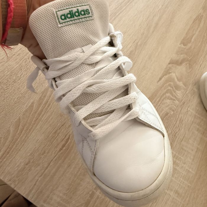 Tenis adidas , n* 39