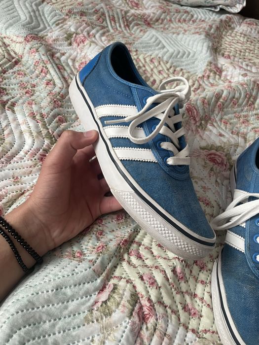 кросівки Adidas 40розмір