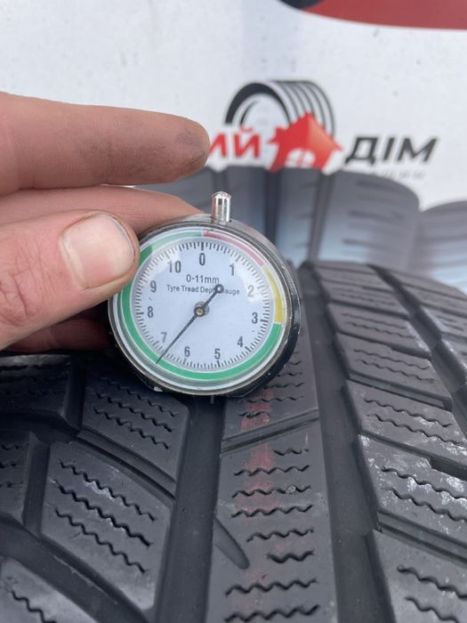 Шинa 1шт 245/45 R19 Toyo всесезон 2019p 6,6мм