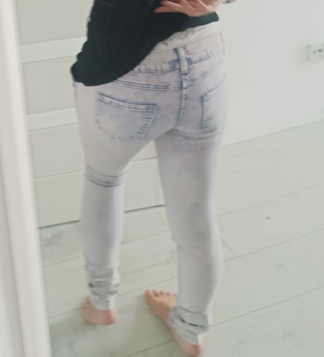 Spodnie marmurkowe tie dyi Reserved w27 l32 s XS skinny rurki