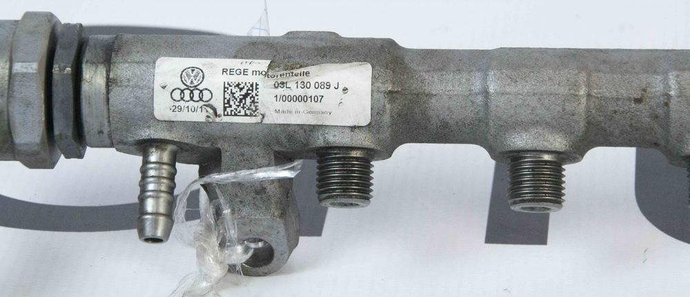 Regua Injecao Vw Passat Variant Ref: 03L130089J