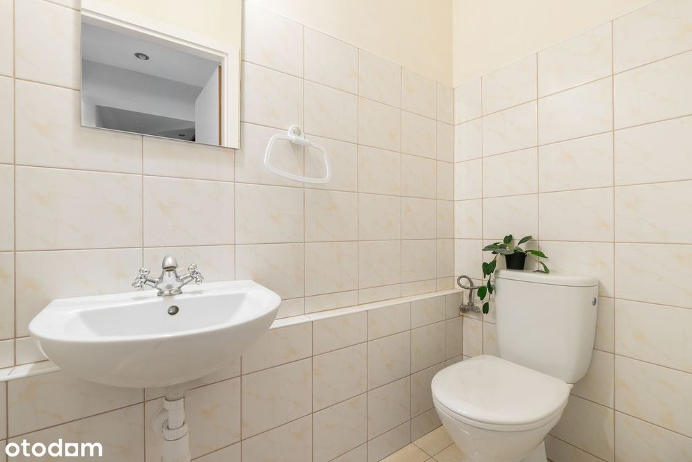 3 pokoje z balkonem i dużą piwnicą, blok z cegły - Centrum