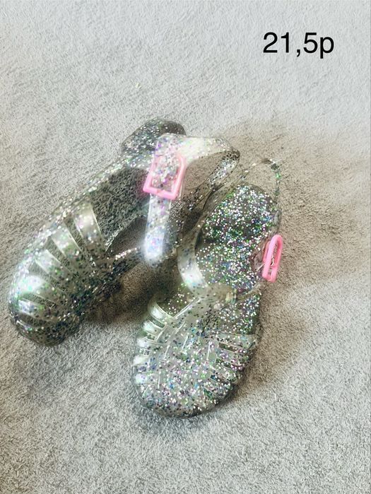 Силіконові сандалі. Босоніжки шкіряні. Фірмові h&m, clarks