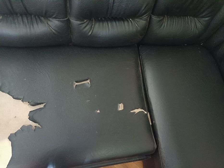 Диван розкладний екошкіра