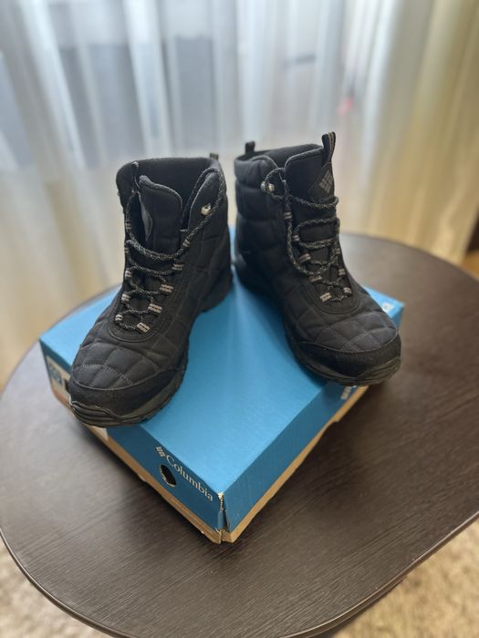 Продам оригінальні чоловічі черевики